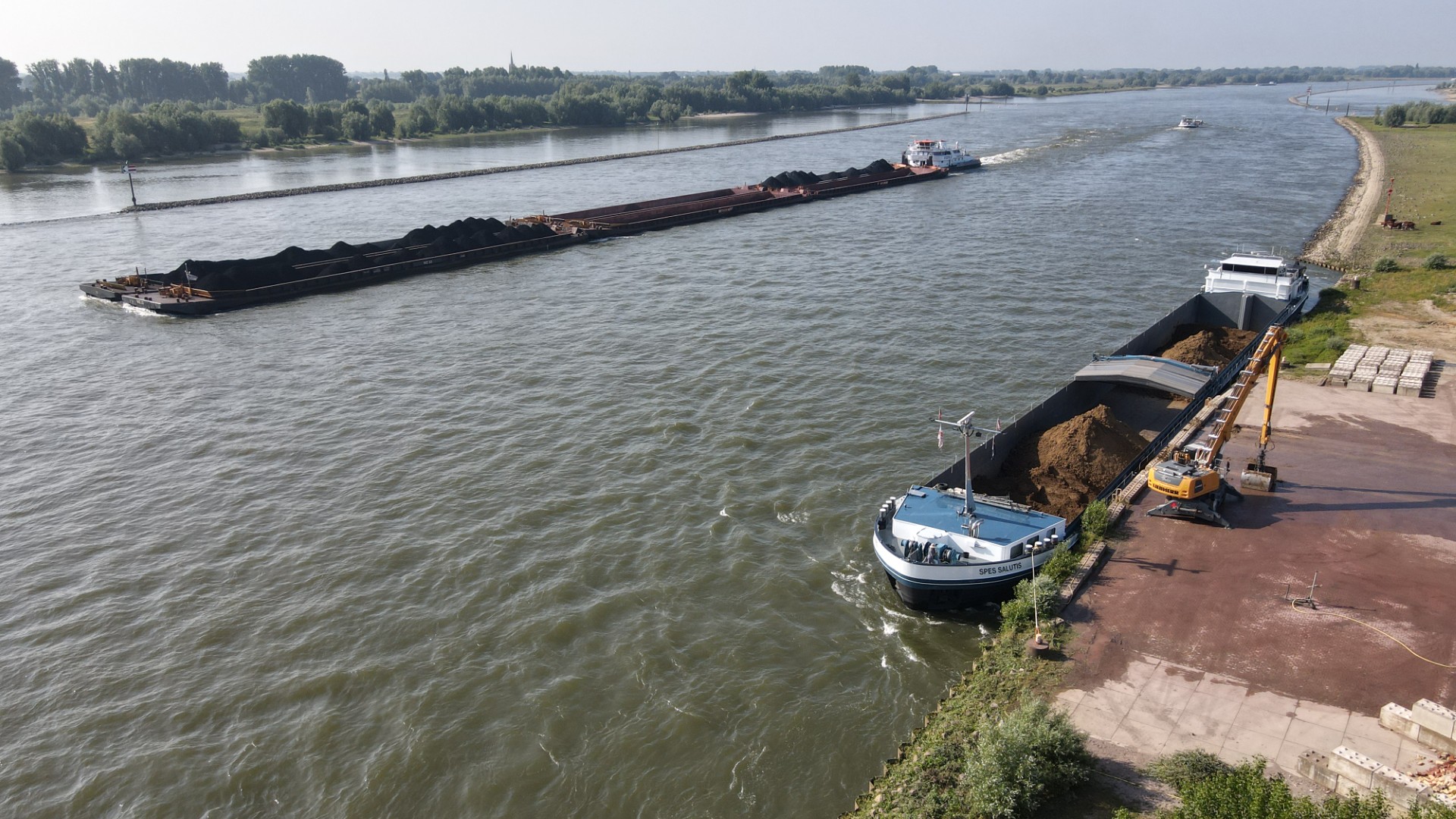 Expeditie zware grondstoffen grote bulk